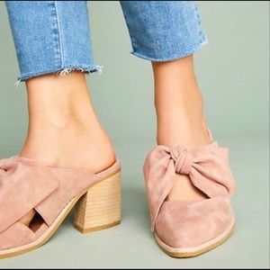 Anthropologie Jeffrey Campbell Cyrus mules size 8.5
